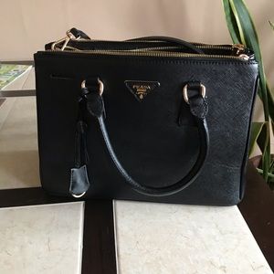 Black purse